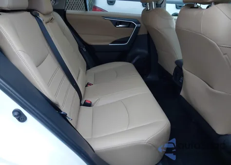 2024 Toyota Rav4 Xle Premium z USA, uszkodzony, nr VIN 2T3C1RFV5RW364781